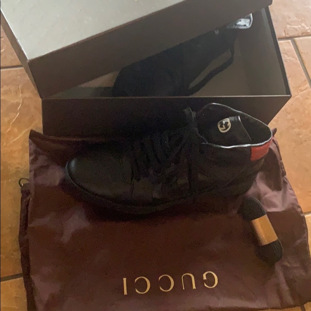 Men shoes